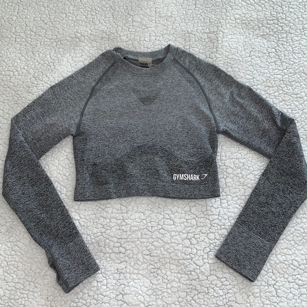 🦈Grey crop long sleeve